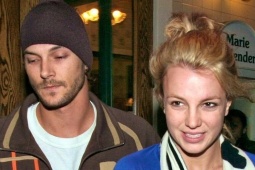 Cuốn sách kể tội Britney Spears