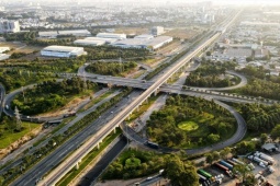 Xa lộ Hà Nội mở rộng lên 16 làn xe, khu Đông bước vào giai đoạn tăng tốc