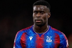 Tin mới nhất bóng đá tối 18/10: Guehi sẽ không gia hạn với Crystal Palace