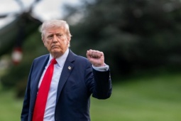 Ông Trump nói về mức thuế 100% với Trung Quốc, sẽ gặp ông Tập