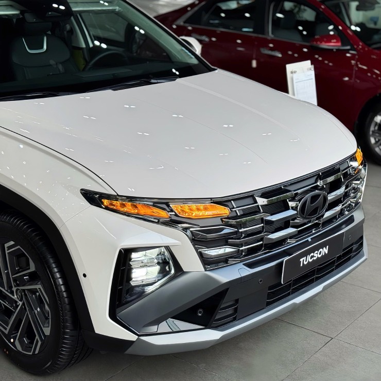 Honda CR-V hay Hyundai Tucson: Đâu mới là dòng SUV đáng xuống tiền? - 5