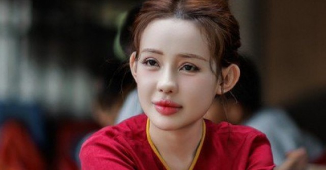 Dòng trạng thái mới nhất đăng vào lúc nửa đêm t...