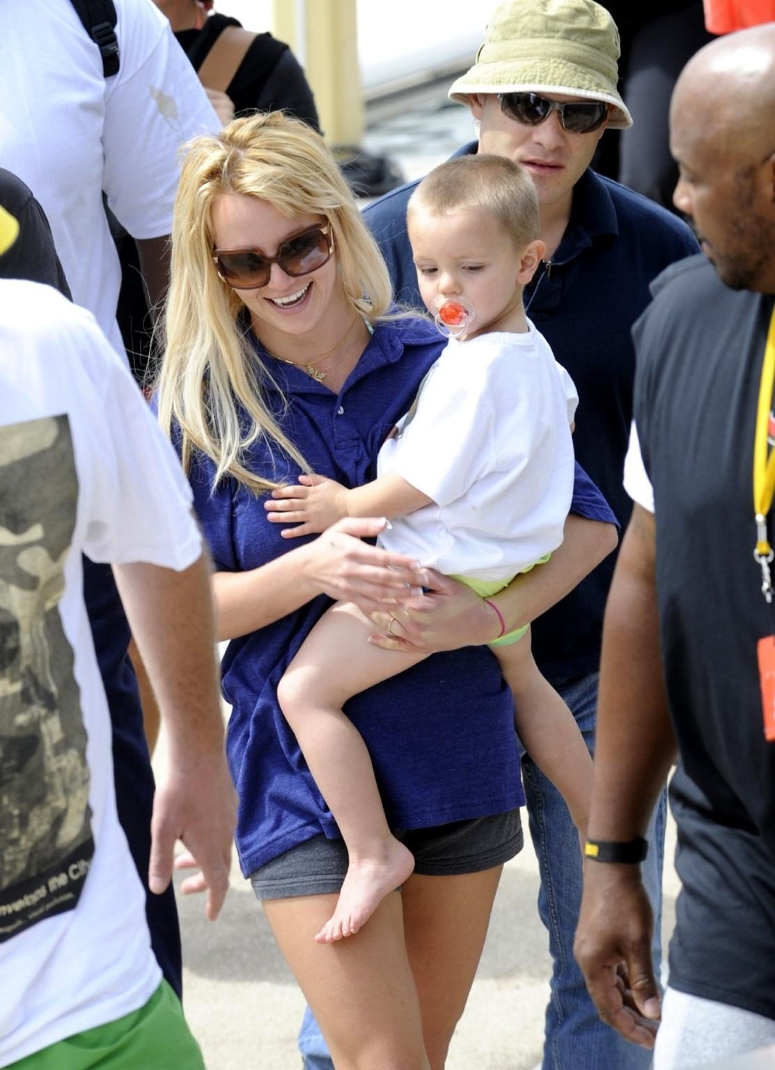 Chồng cũ tố Britney dùng ma túy trong lúc cho con bú. Ảnh: Getty Images.
