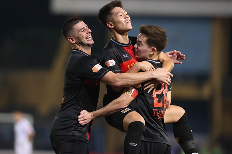 Trực tiếp bóng đá Hà Nội FC - Ninh Bình: Chủ nhà không thể gỡ hòa (Hết giờ) - 11