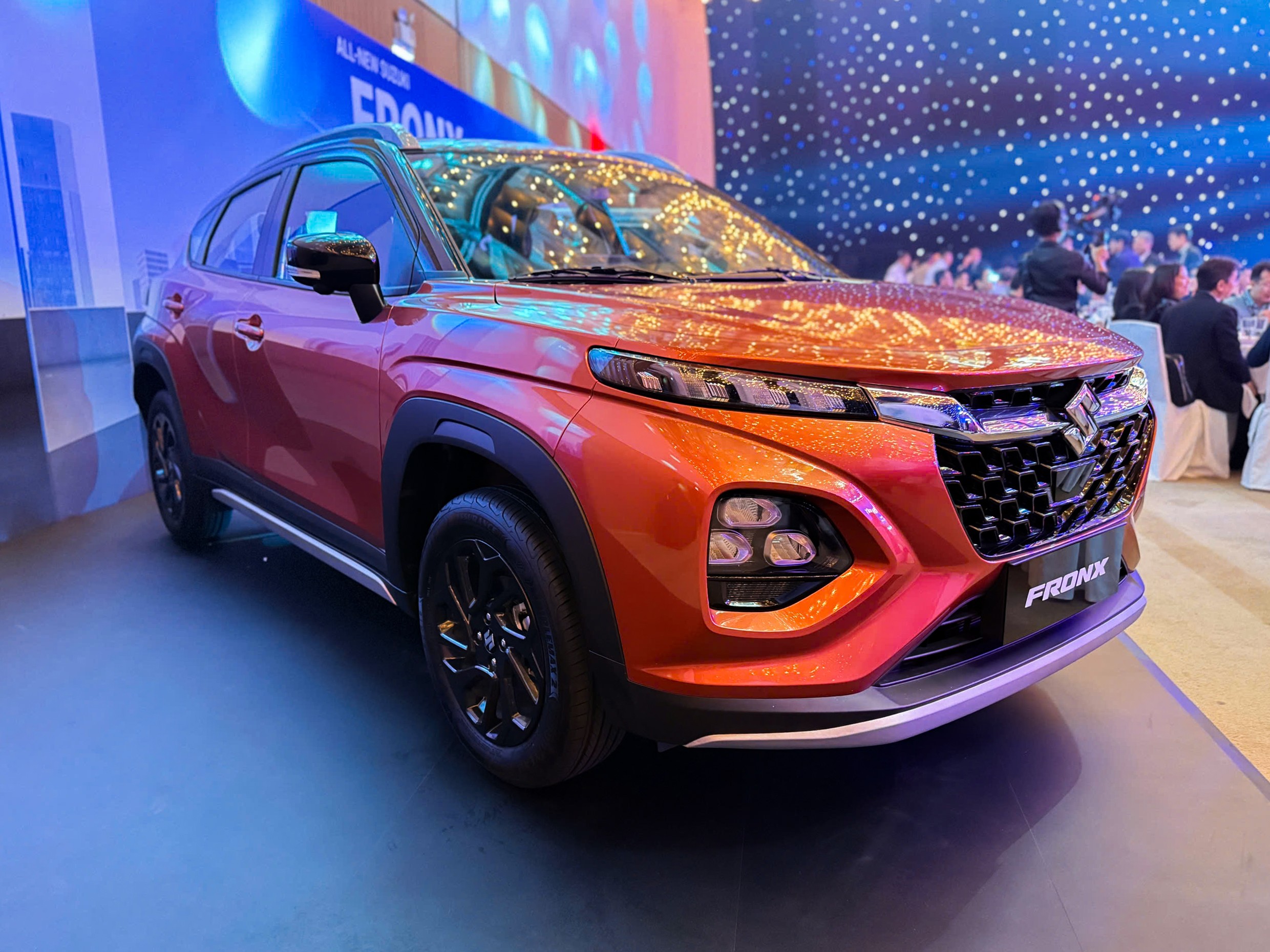 Suzuki Fronx ra mắt thị trường Việt, giá bán từ 520 triệu đồng - 1