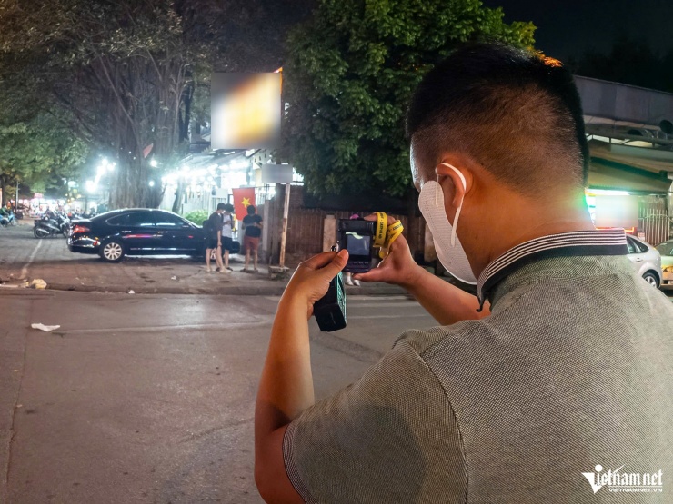 Tài xế say ‘ngất ngưởng’, tay cắm kim truyền dịch vẫn nói 'không bỏ được bia' - 2