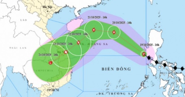 Bão Fengshen vào Biển Đông, gió giật cấp 13
