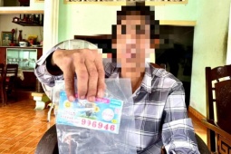 Vé số trúng 2 tỉ bị rách: Côn…