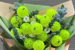 Vàng khan hiếm, quà độc lạ 'lên ngôi' dịp 20/10