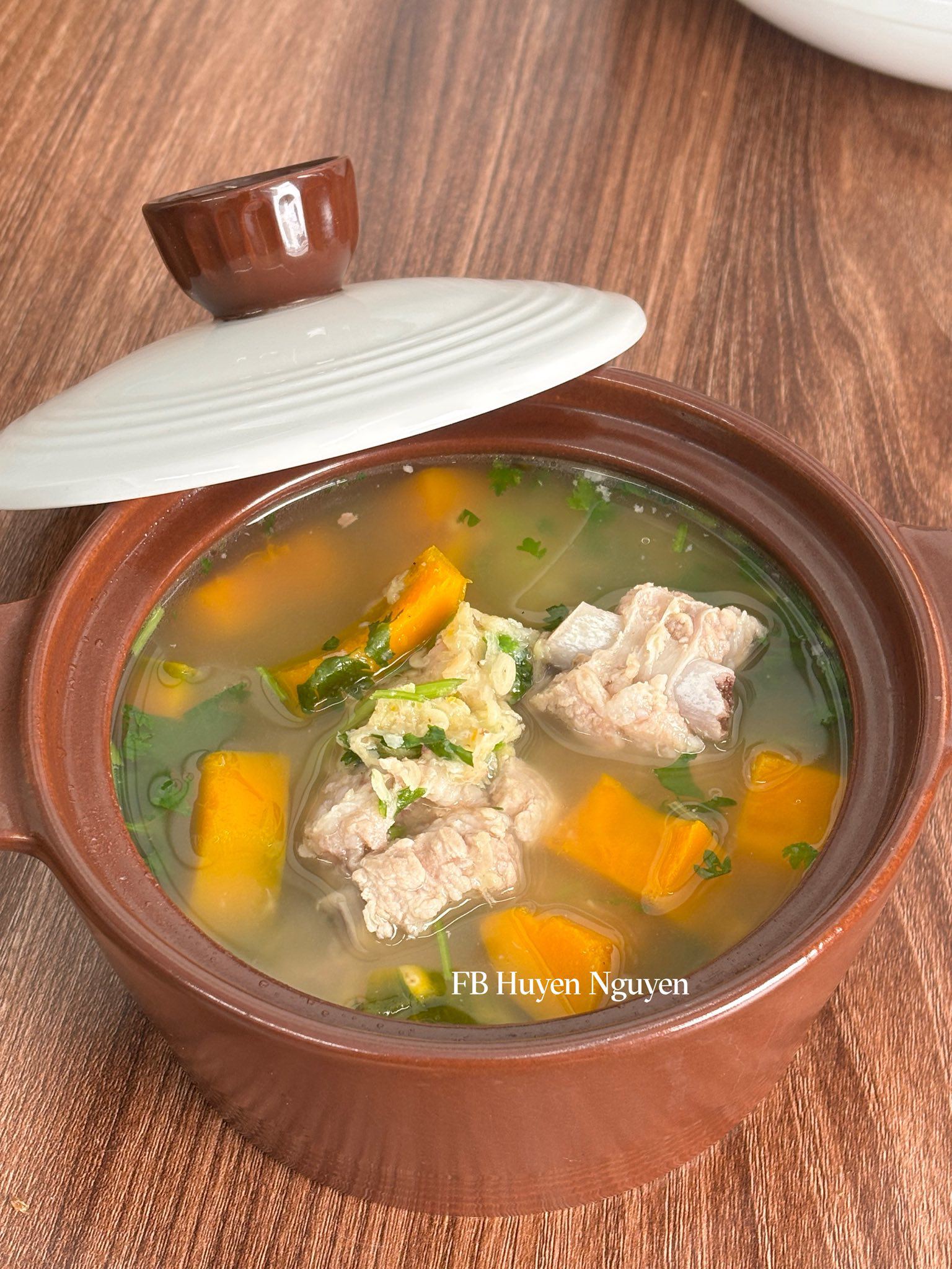 Bữa cơm chỉ cần 1 bát canh này là vừa ngon vừa bổ - 1