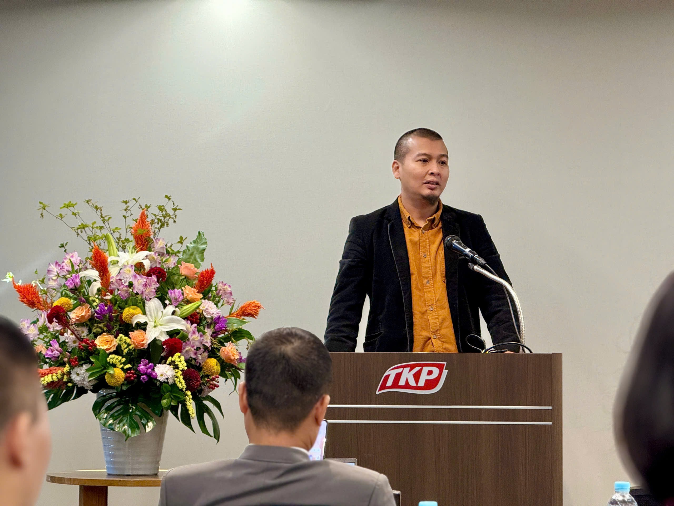 Lê Hữu Hiếu phát biểu tại Hội nghị “Công nghiệp văn hóa – Động lực chiến lược trong phát triển bền vững”