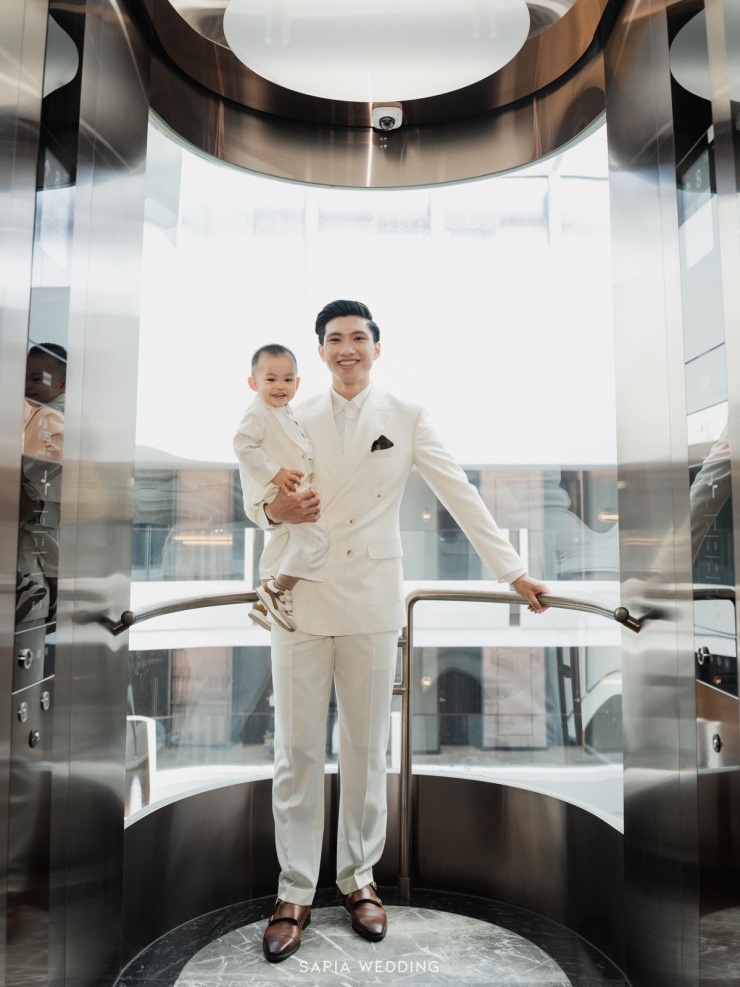 Vợ chồng Đoàn Văn Hậu kỷ niệm hai năm ngày cưới - 4