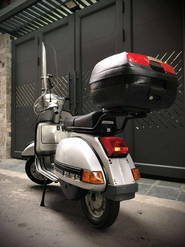 Vespa PX150E 1995, xe cổ 30 năm tuổi giá đắt gấp đôi Honda SH - 8