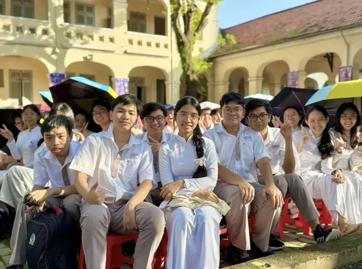 Học sinh phấn khởi tham gia chương trình. Ảnh: HN