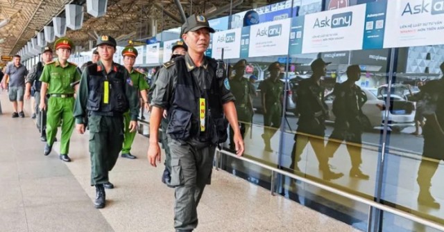 Từ hôm nay, sân bay Tân Sơn Nhất tăng cấp độ an...