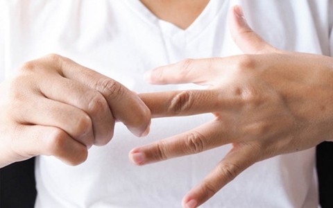 3 triệu chứng này xuất hiện trên tay: Coi chừng bệnh mạch vành, đừng chủ quan! - 3