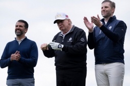Dòng tiền bí ẩn của gia tộc Trump giữa cơn sốt tiền số