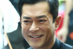 Hồng Kim Bảo, Cổ Thiên Lạc sắp tới Việt Nam