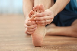 5 dấu hiệu ở bàn chân cảnh báo cơ thể đang có vấn đề nghiêm trọng