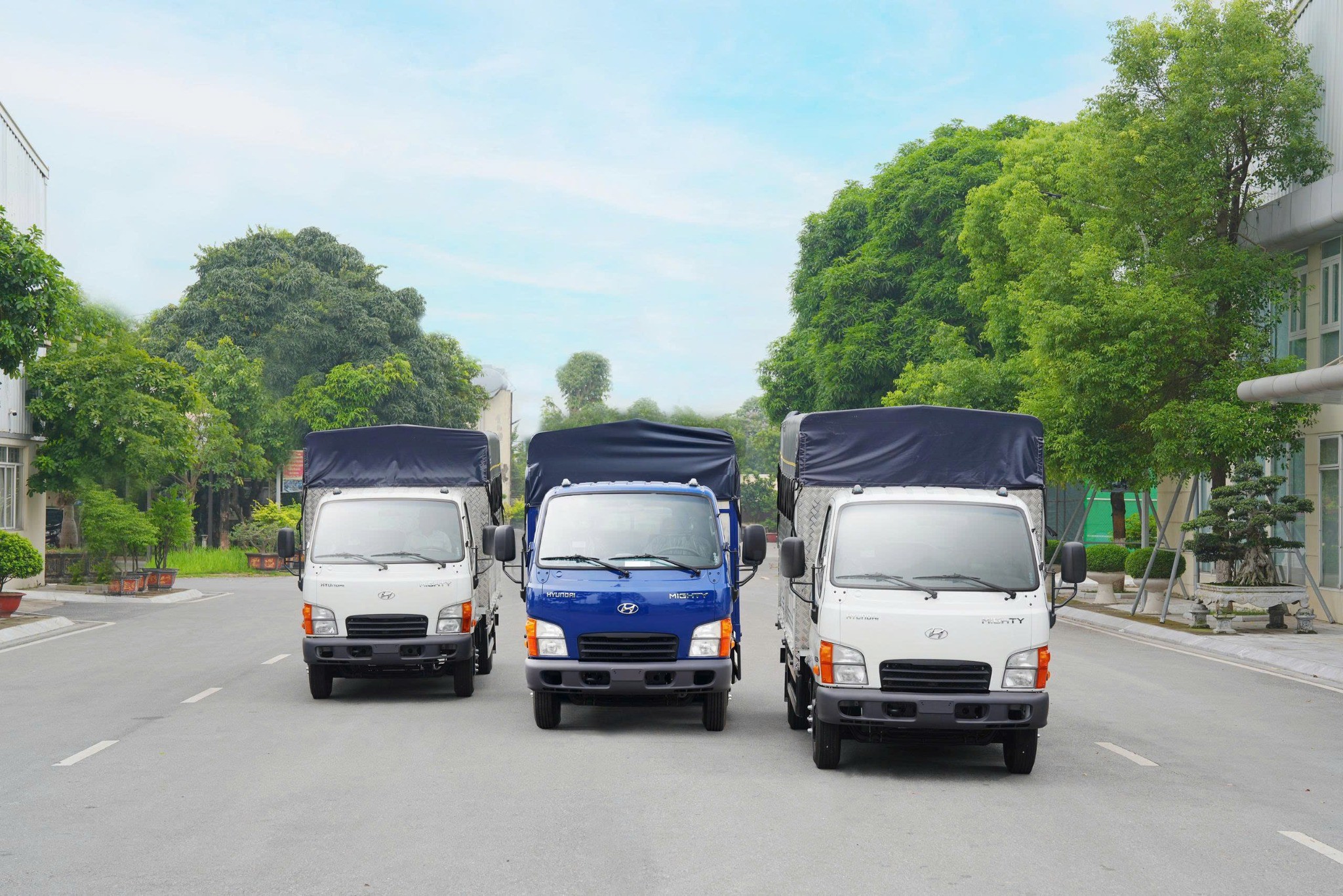 Đây là lựa chọn xe tải dịch vụ tầm giá hơn 550 triệu đồng - 1