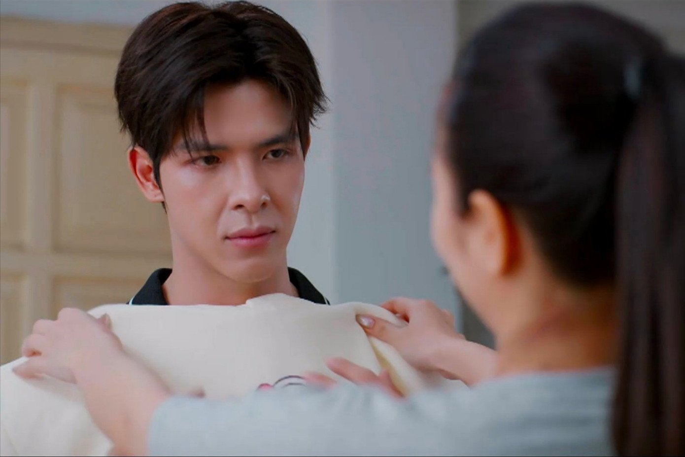 Những phân cảnh của Ngân và Trường bị cho là lố, khác xa bản gốc.