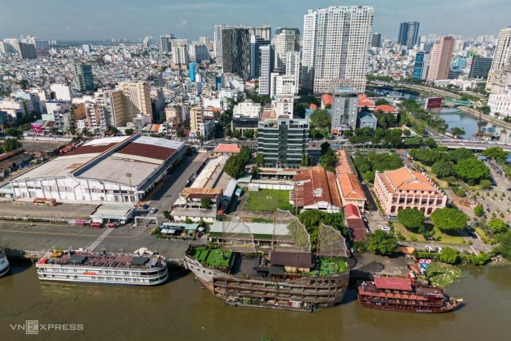 Hiện trạng khu đất 32 ha ở Bến Nhà Rồng sẽ làm công viên - 2