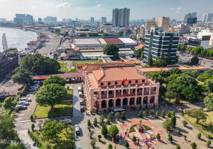 Hiện trạng khu đất 32 ha ở Bến Nhà Rồng sẽ làm công viên - 4