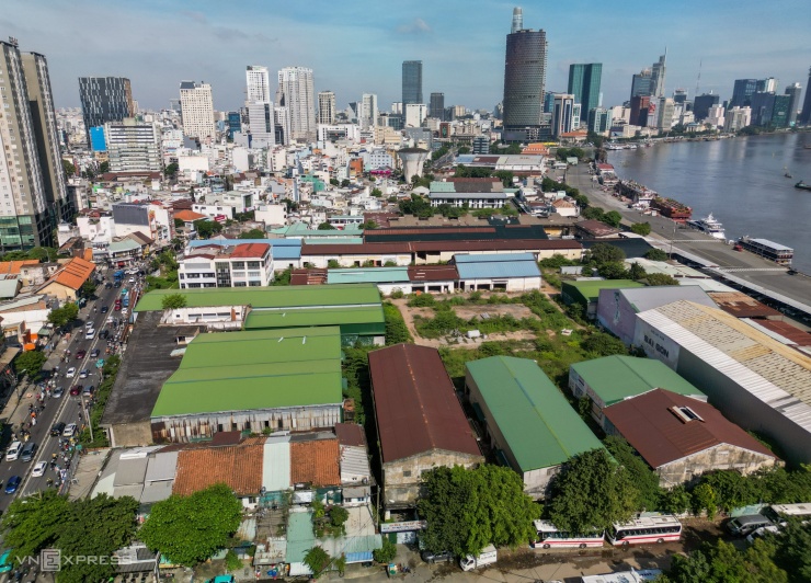 Hiện trạng khu đất 32 ha ở Bến Nhà Rồng sẽ làm công viên - 7