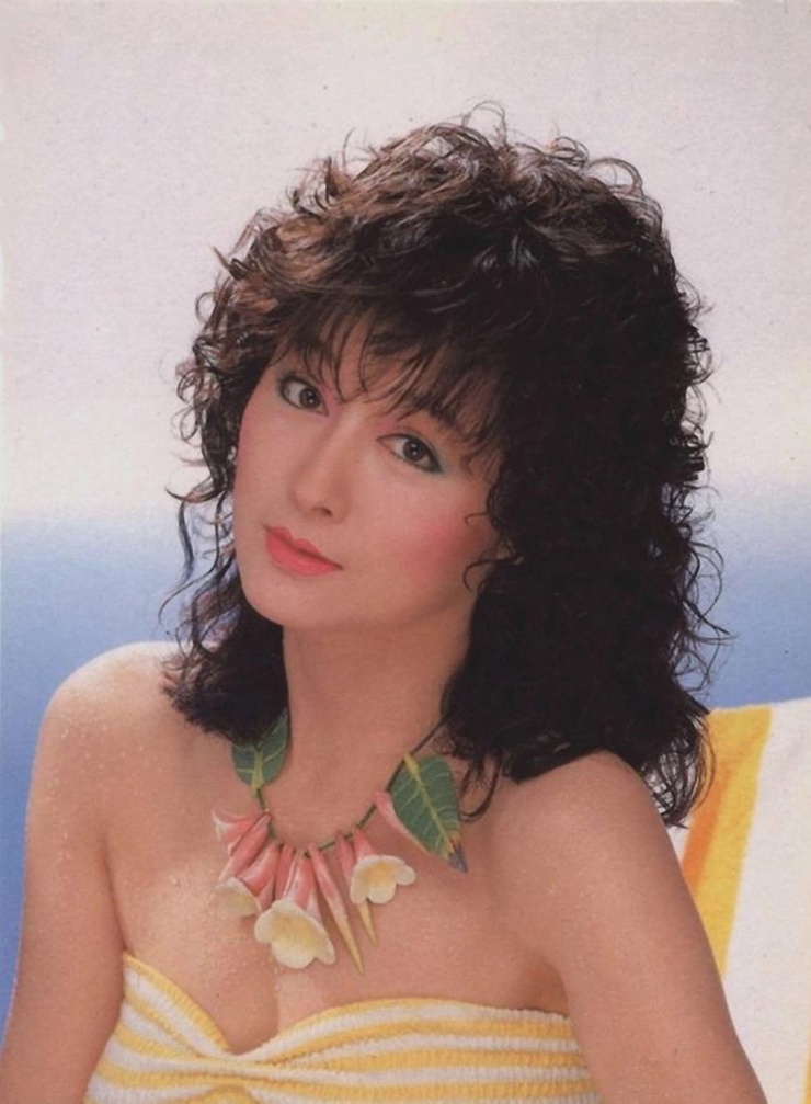 Nghệ sĩ chọn sống độc thân từ năm 28 tuổi (1980), sau khi ly hôn tài tử Trần Hồng Liệt.