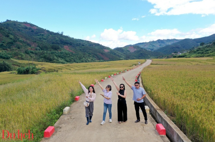 Di sản ruộng bậc thang độc đáo hấp dẫn du khách đến với Măng Ri - 17