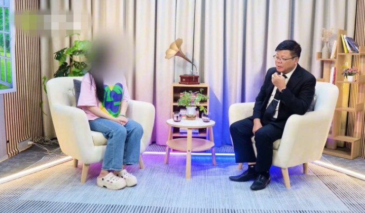 9X "yêu nhầm" bố của bạn trai cũ, băn khoăn không biết nửa kia muốn tiến tới hôn nhân không - 2