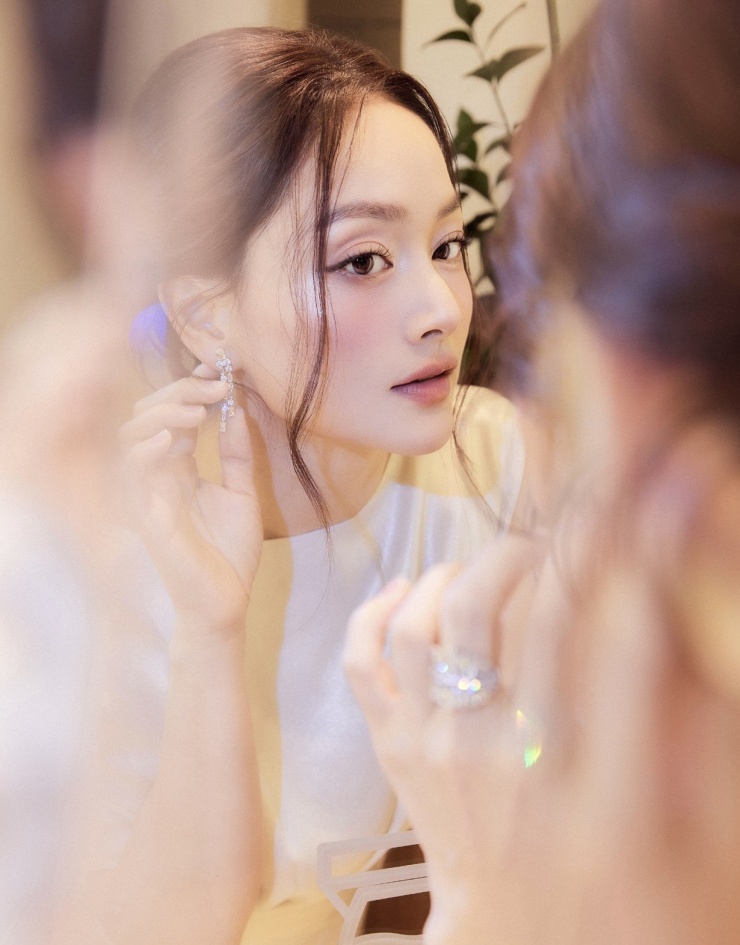 Diễn viên Lan Phương gây ngỡ ngàng vì quá sexy sau ly hôn chồng Tây - 5