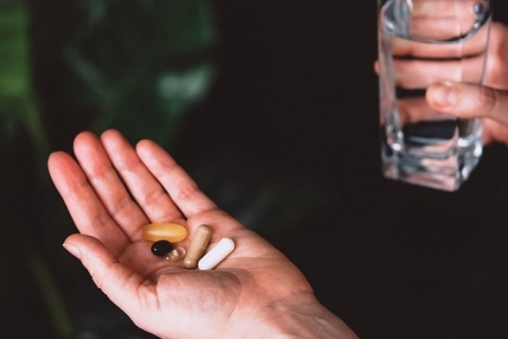 4 loại thực phẩm bổ sung quá nhiều khiến da dưỡng mãi vẫn không đẹp