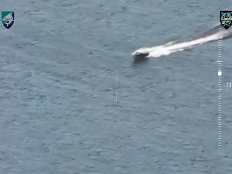 Ukraine công bố cách thức tiến hành cuộc 'tấn công kép' vào tàu chiến Nga