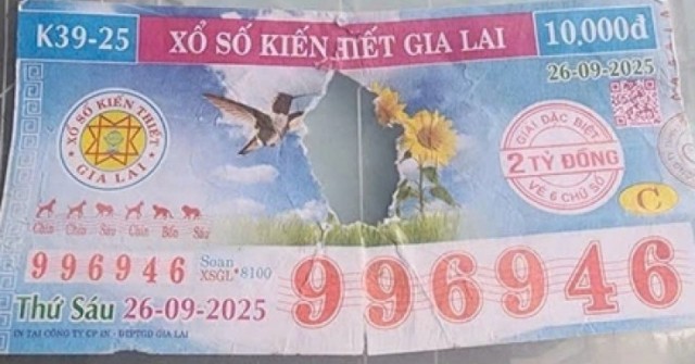 Vé số trúng 2 tỉ đồng bị rách: Động thái bất ng...