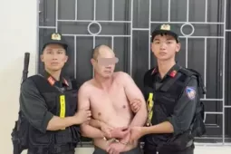 Đối tượng có dấu hiệu ‘ngáo đá’ gây thương tích cho một cán bộ công an