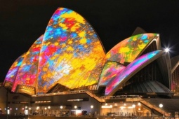 Những lễ hội ánh sáng ấn tượng nhất thế giới