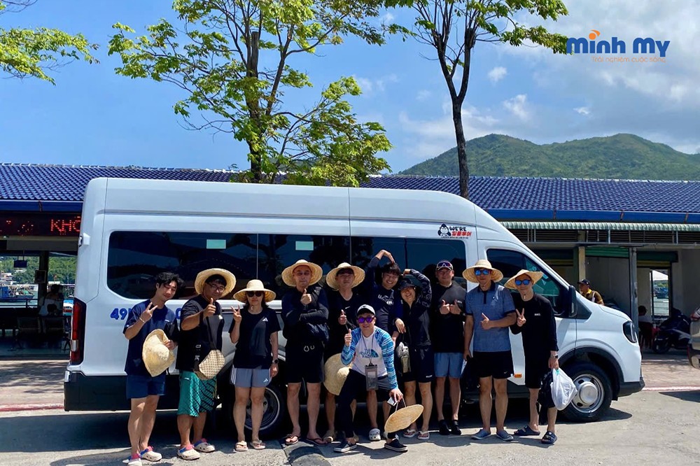 10.000 chuyến đi kiến tạo nên 10.000+ nụ cười hạnh phúc của khách hàng