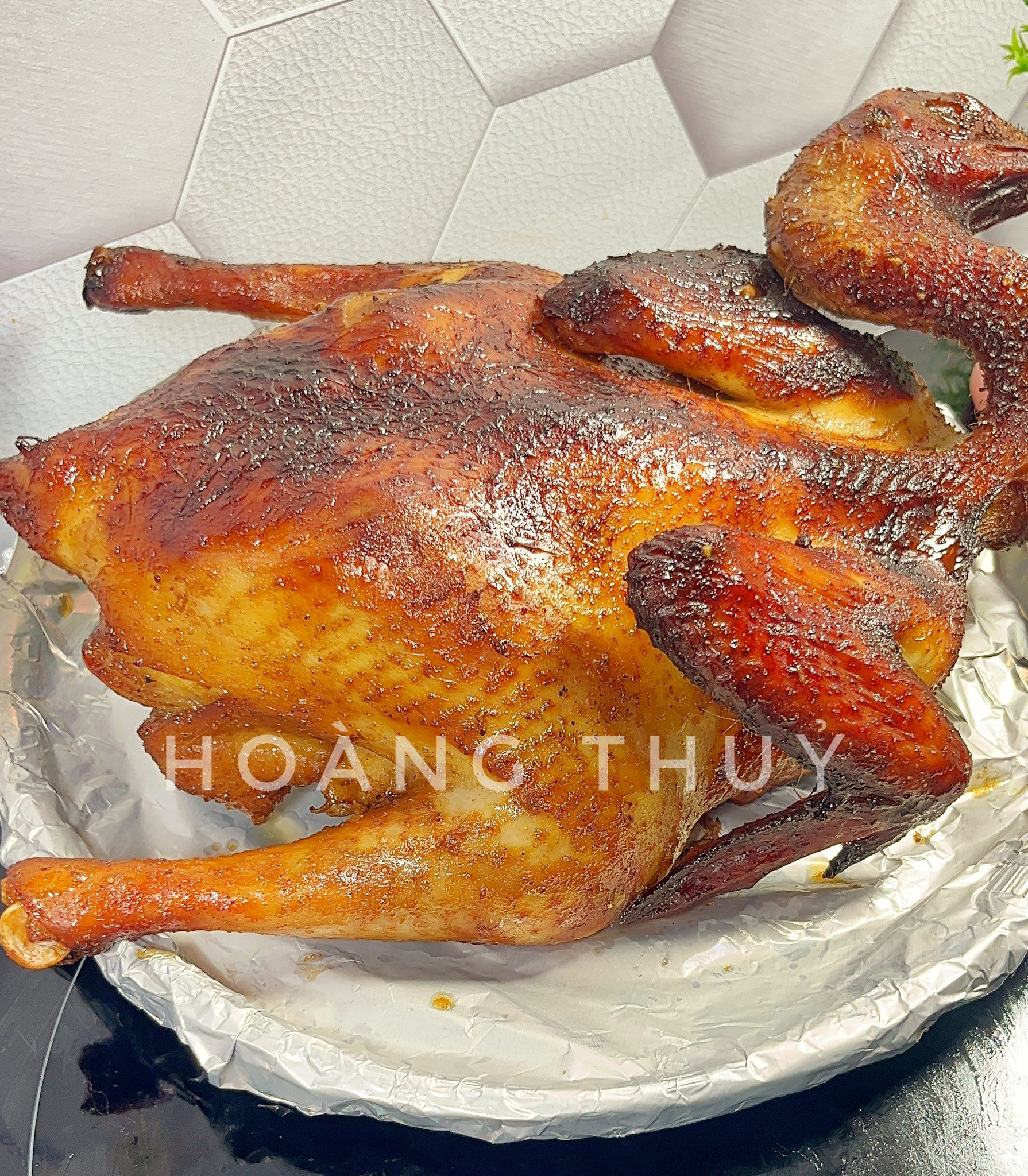 Mát trời làm món gà nướng da giòn, thịt mềm ngọt ngon hết nước chấm - 1