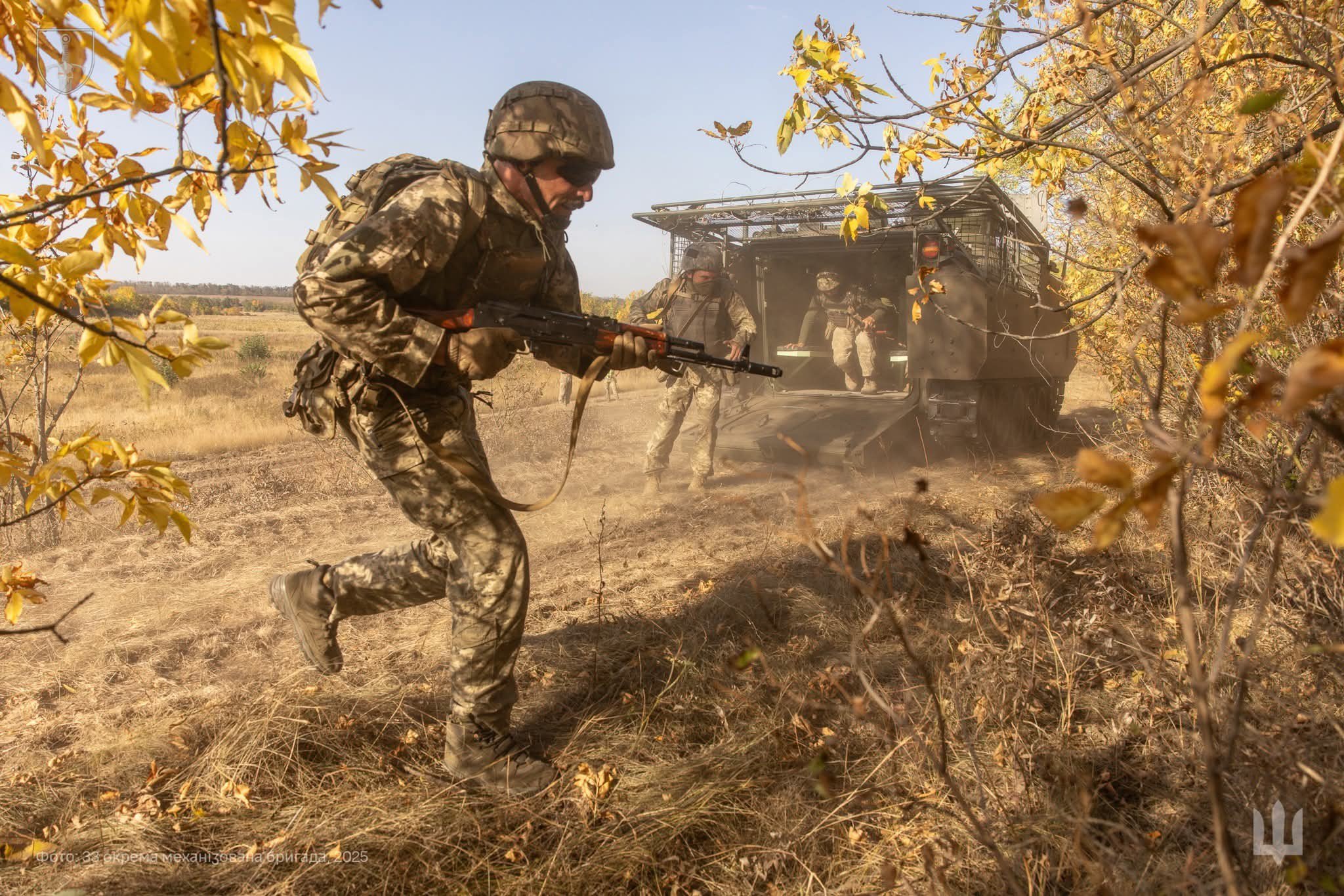 Binh sĩ thuộc Lữ đoàn Cơ giới số 33 của Ukraine. Ảnh: Euromaidan Press.