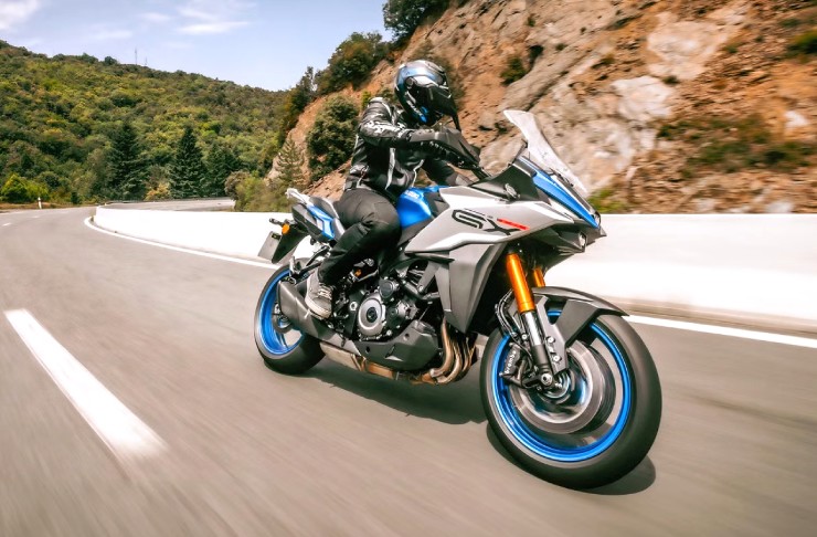 4. Suzuki GSX-S1000GX+ 2025 là lựa chọn cao cấp sẵn sàng 