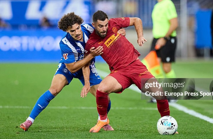 Alaves bị Valencia cầm hòa trên sân nhà