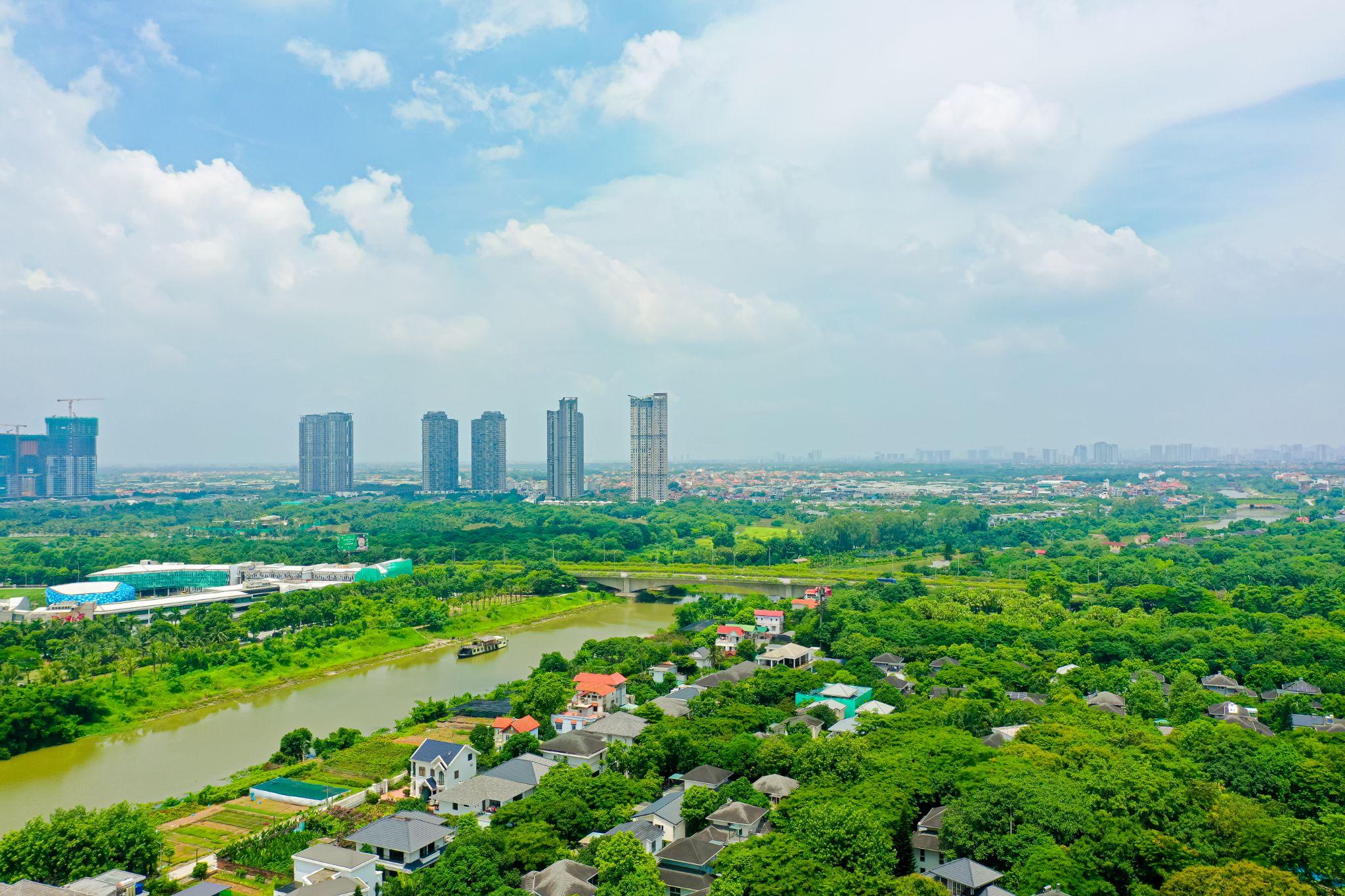 Tầm nhìn độc bản bao trọn khu biệt thự Vườn Mai và sông Bắc Hưng Hải