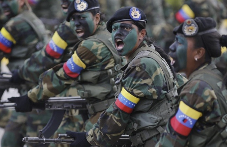 Tổng thống Maduro cáo buộc Washington đang tìm cách gây sức ép quân sự và kinh tế, trong bối cảnh Mỹ tăng cường các hoạt động tuần tra ở vùng biển Caribe. Tổng thống Maduro cáo buộc Washington đang tìm cách gây sức ép quân sự và kinh tế, trong bối cảnh Mỹ tăng cường các hoạt động tuần tra ở vùng biển Caribe.