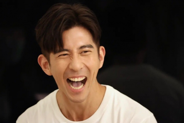 Tu Kiệt Khải.