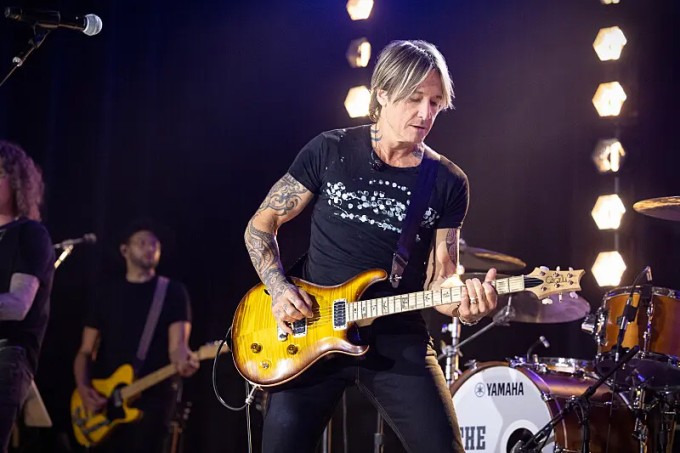 Ca sĩ Keith Urban. Ảnh: CBS