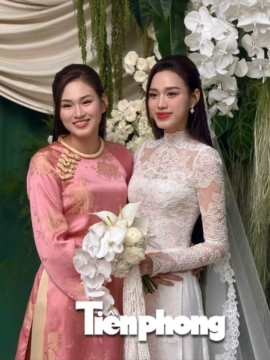 Đỗ Thị Hà và chị gái.