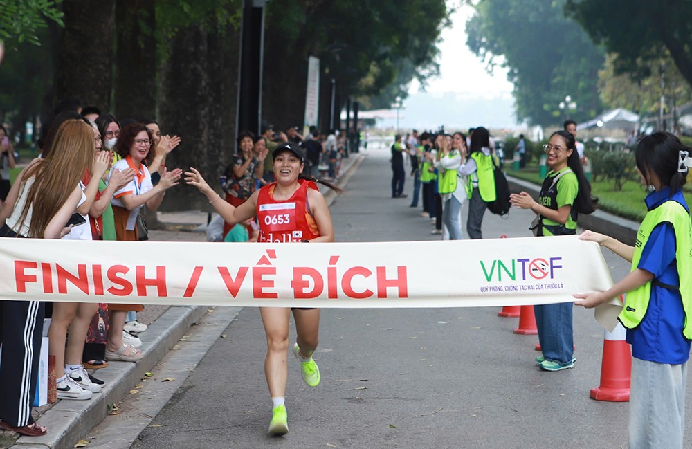 Giải chạy không chỉ là thử thách thể lực mà còn là cơ hội để các vận động viên nhận về nhiều giải thưởng hấp dẫn