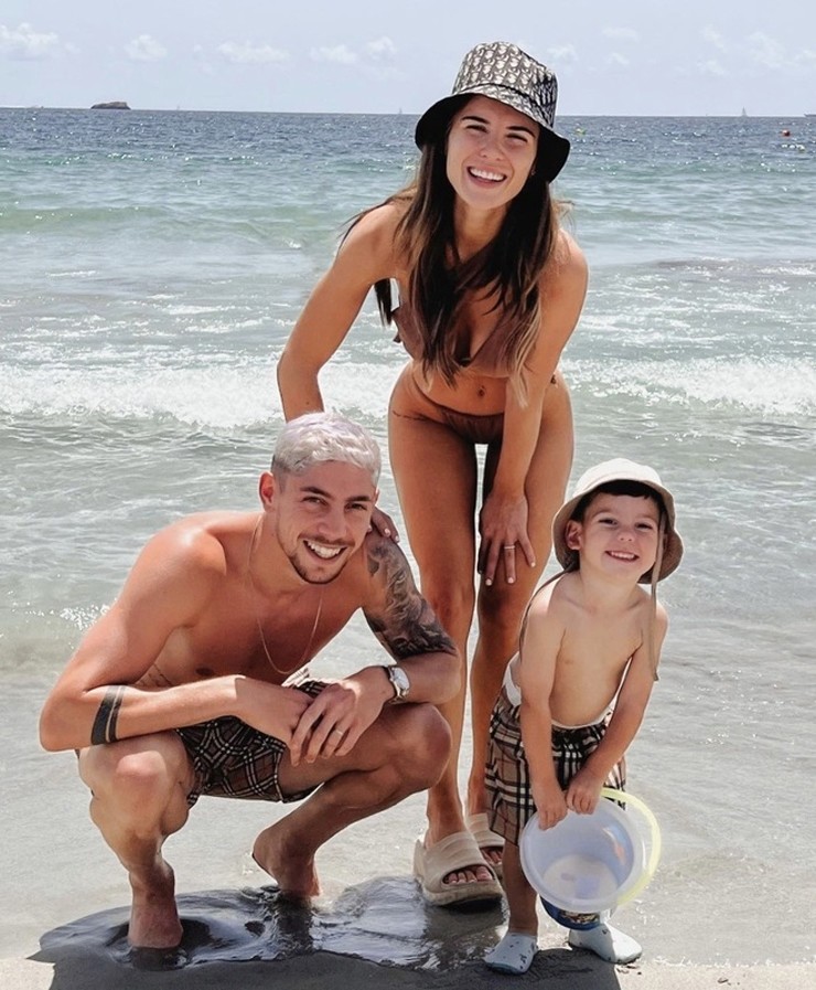 Gia đình hạnh phúc của Valverde