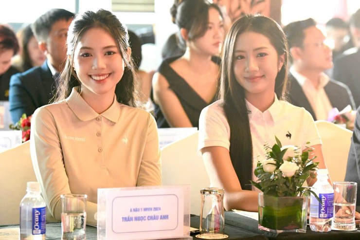 Hoa hậu Việt Nam năm 2024 Hà Trúc Linh (bên phải) và Á hậu Châu Anh (bên trái) góp mặt tại sự kiện golf